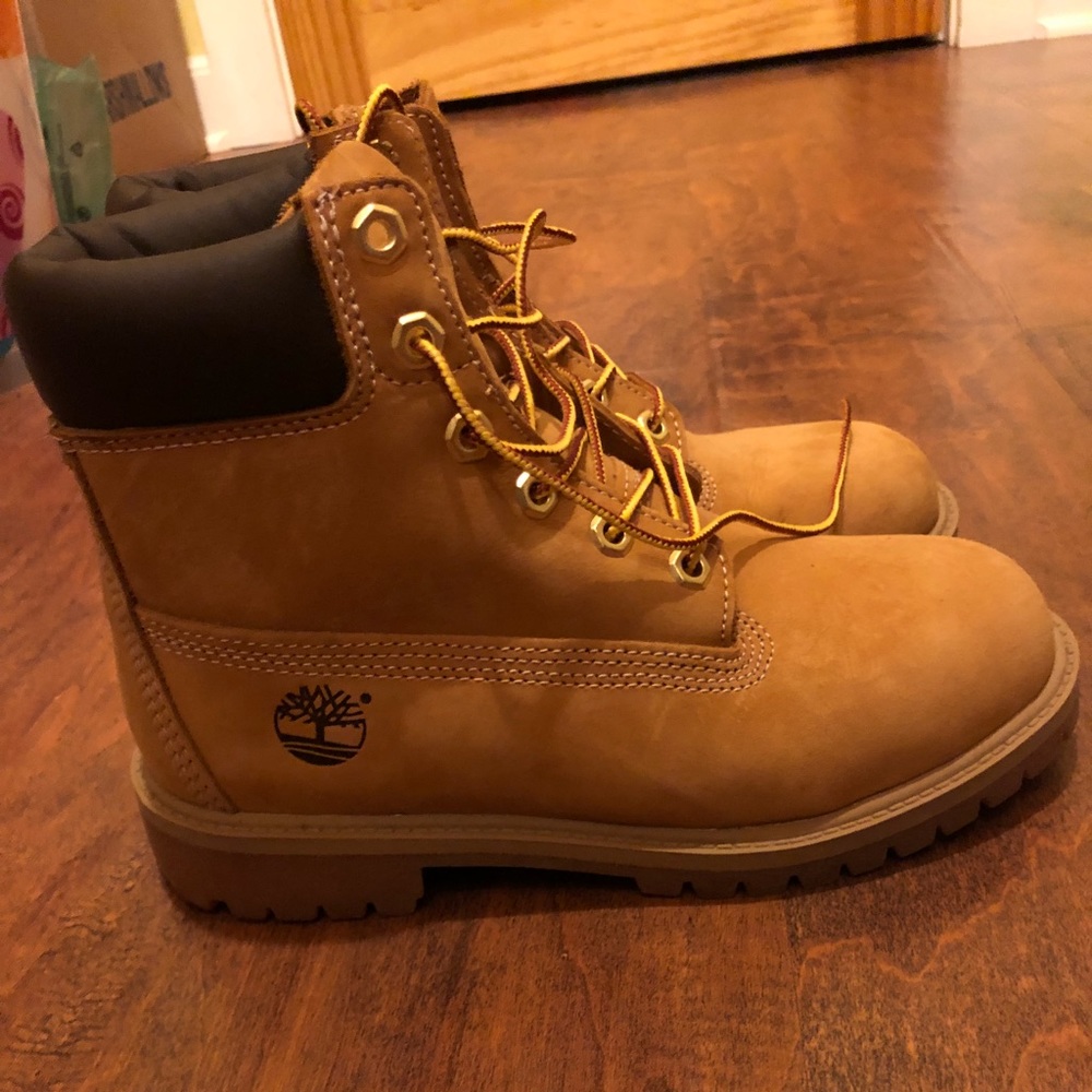 Brand new Timberland boots! Size 4.5Y